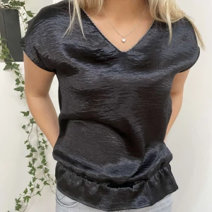 SVART BLUS - SVART BLUS 