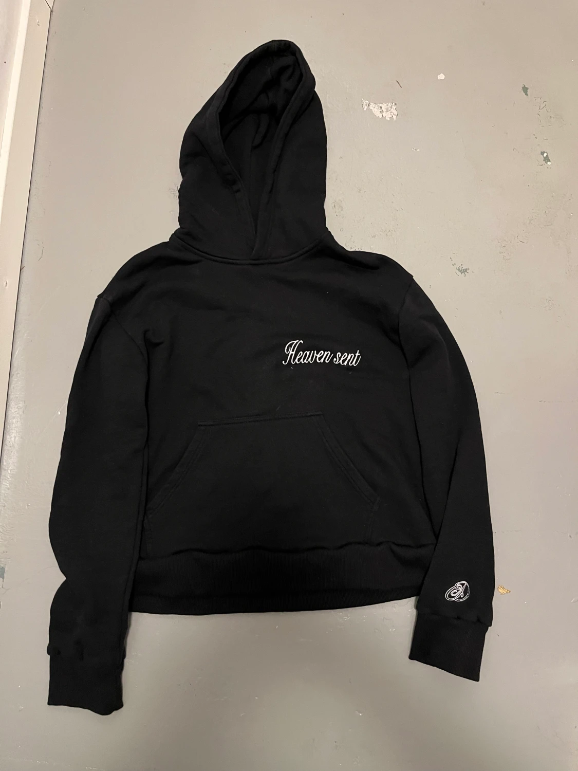 Deema ”Heaven Sent” hoodie