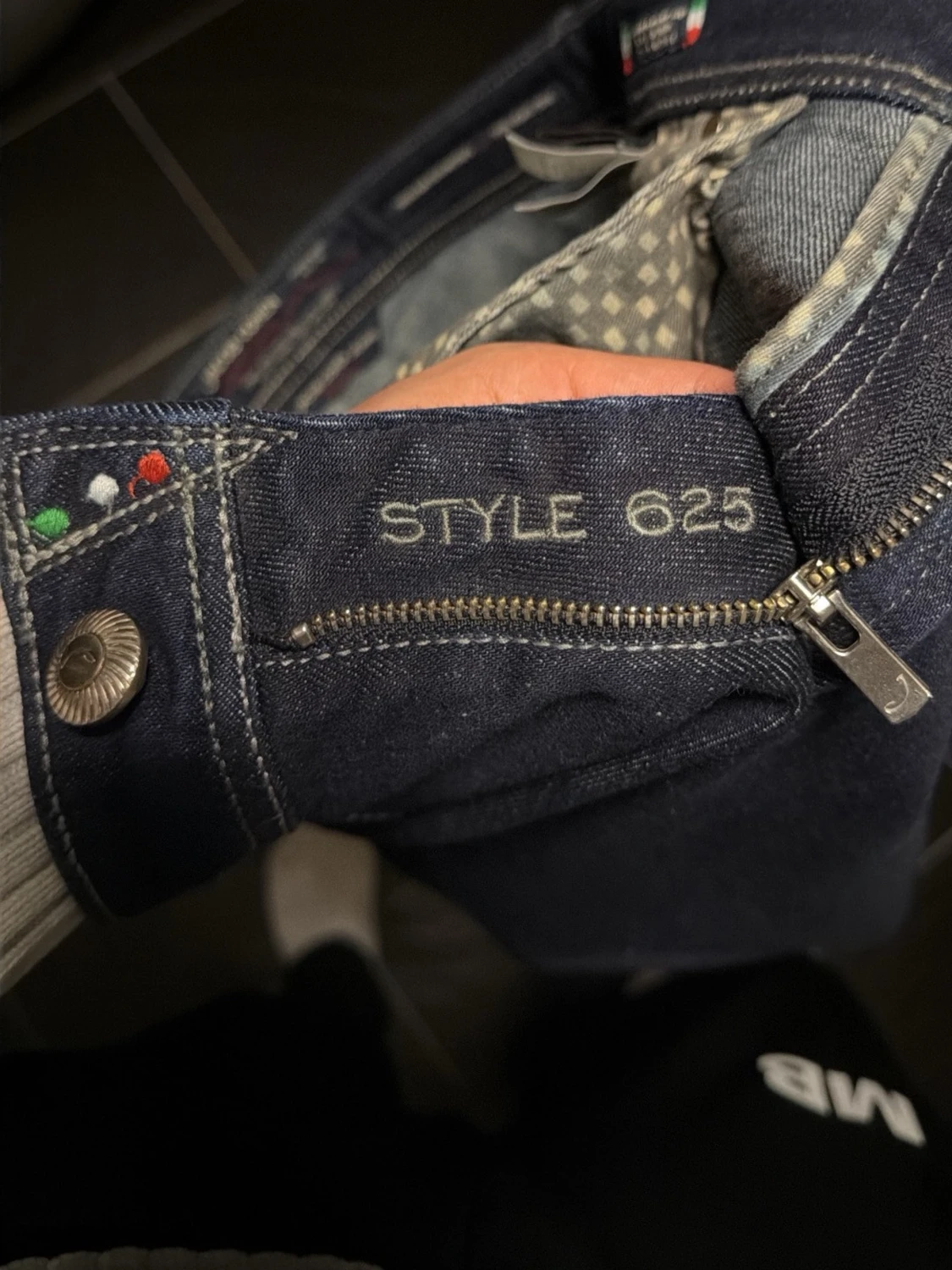 Mörkblå jeans Jacob Cohen Style 625