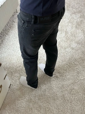 Replay Grover jeans  - Replay Jeans | skick 9/10 | Storlek 32/34 | Pris - 549kr | Modellen är ca 181cm lång | Hör av dig vid minsta fråga eller fundering!!