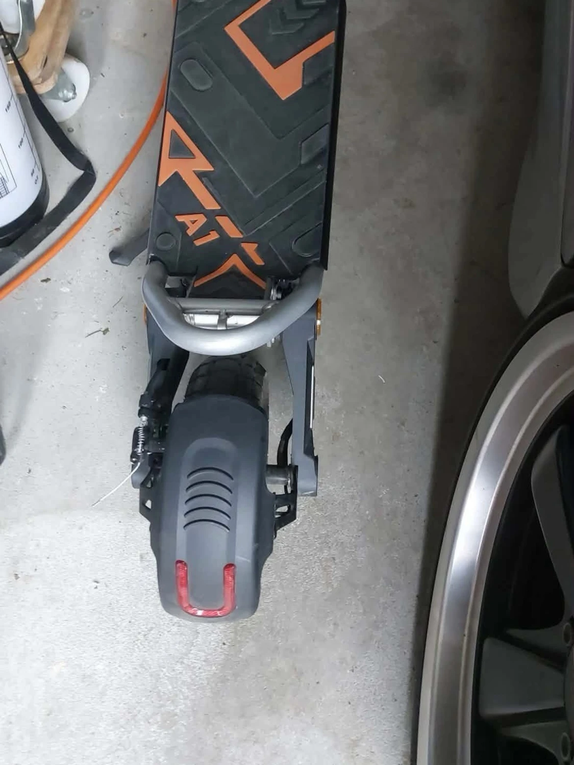 Kukirin A1 elscooter svart/orange - 2