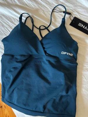 DFYNE - Dfyne linne i vision kollektionen. Helt ny med prislapp storlek S❤️