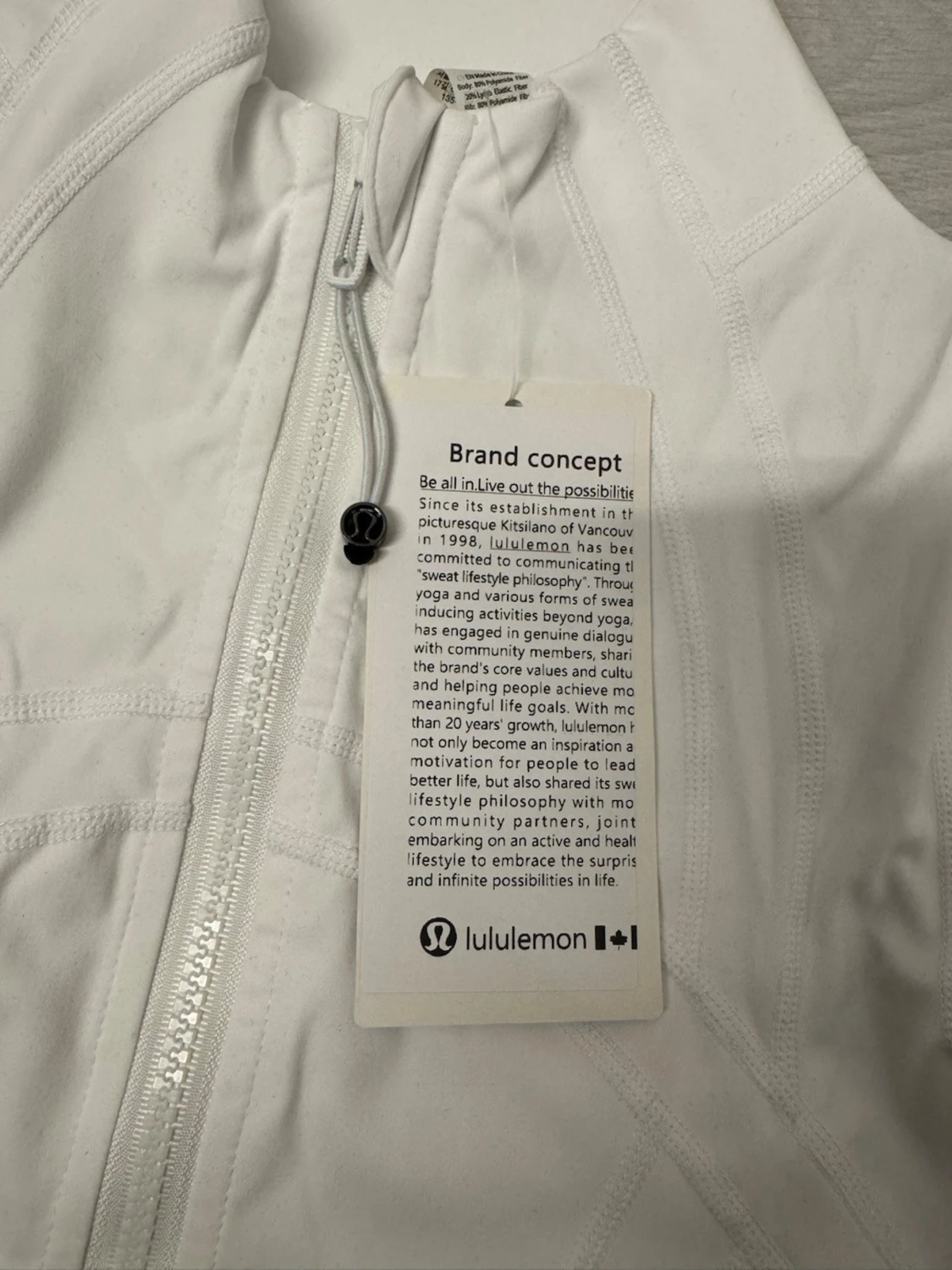 Vit zip-kofta från Lululemon - 2