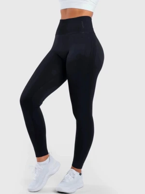 Black Lux seamless tights från peach - Snygga svarta seamless tights från ICANIWILL med hög midja och scrunch i rumpa. Tillverkade i stretchigt funktionsmaterial som andas, perfekta för gymmet eller löpning. Diskret logga vid midjan och utan sömmar för extra komfort. Aldrig använda, kvar i paketet.