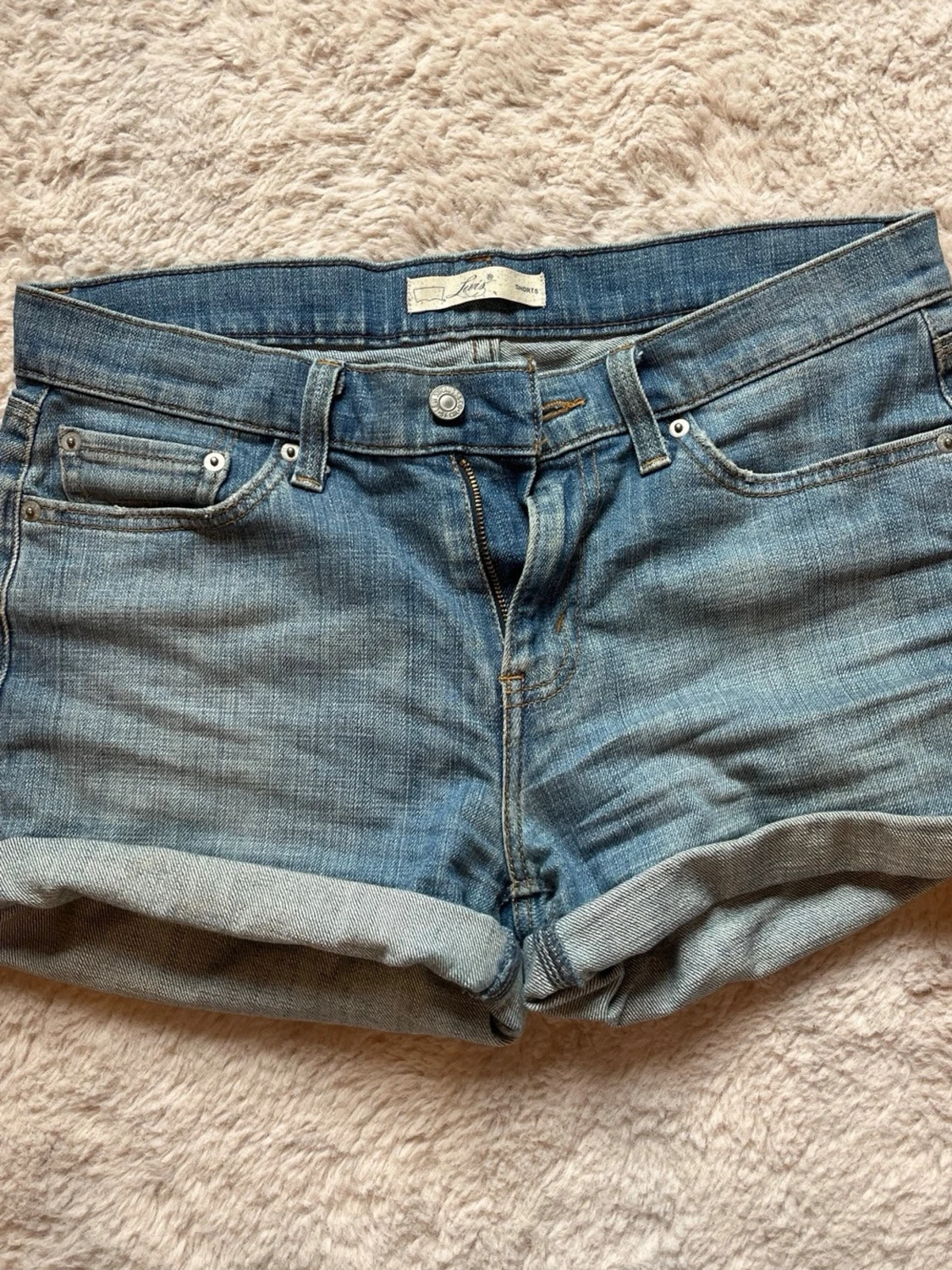 Blå jeansshorts från Levi’s - 1