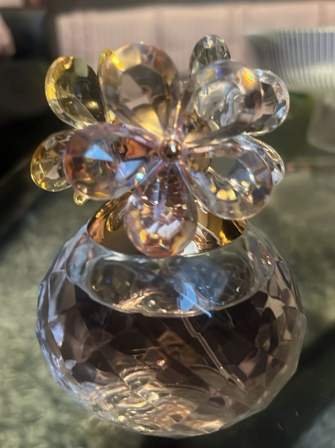 Parfymflaska med blommig kristallkork - 1