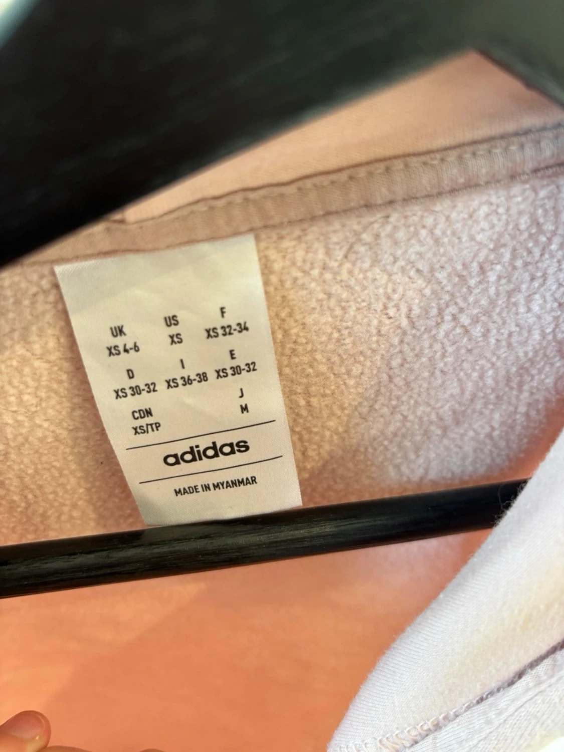 Ljusrosa hoodie från Adidas - 2