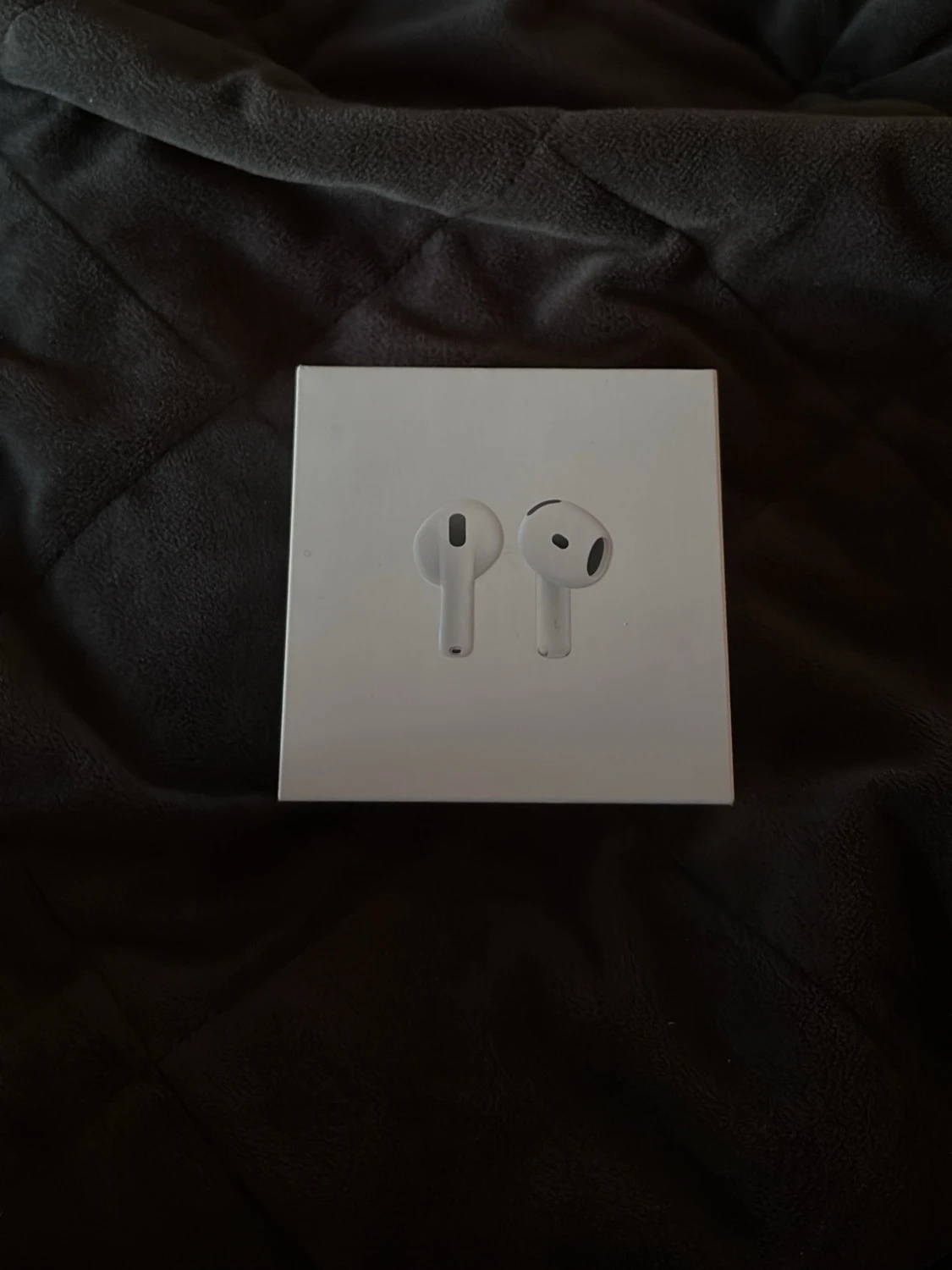 Airpods box