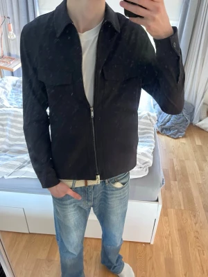 Mörkblå overshirt från Zara  - Snygg mörkblå overshirt från Zara | Storlek M | Mycket bra skick✅|