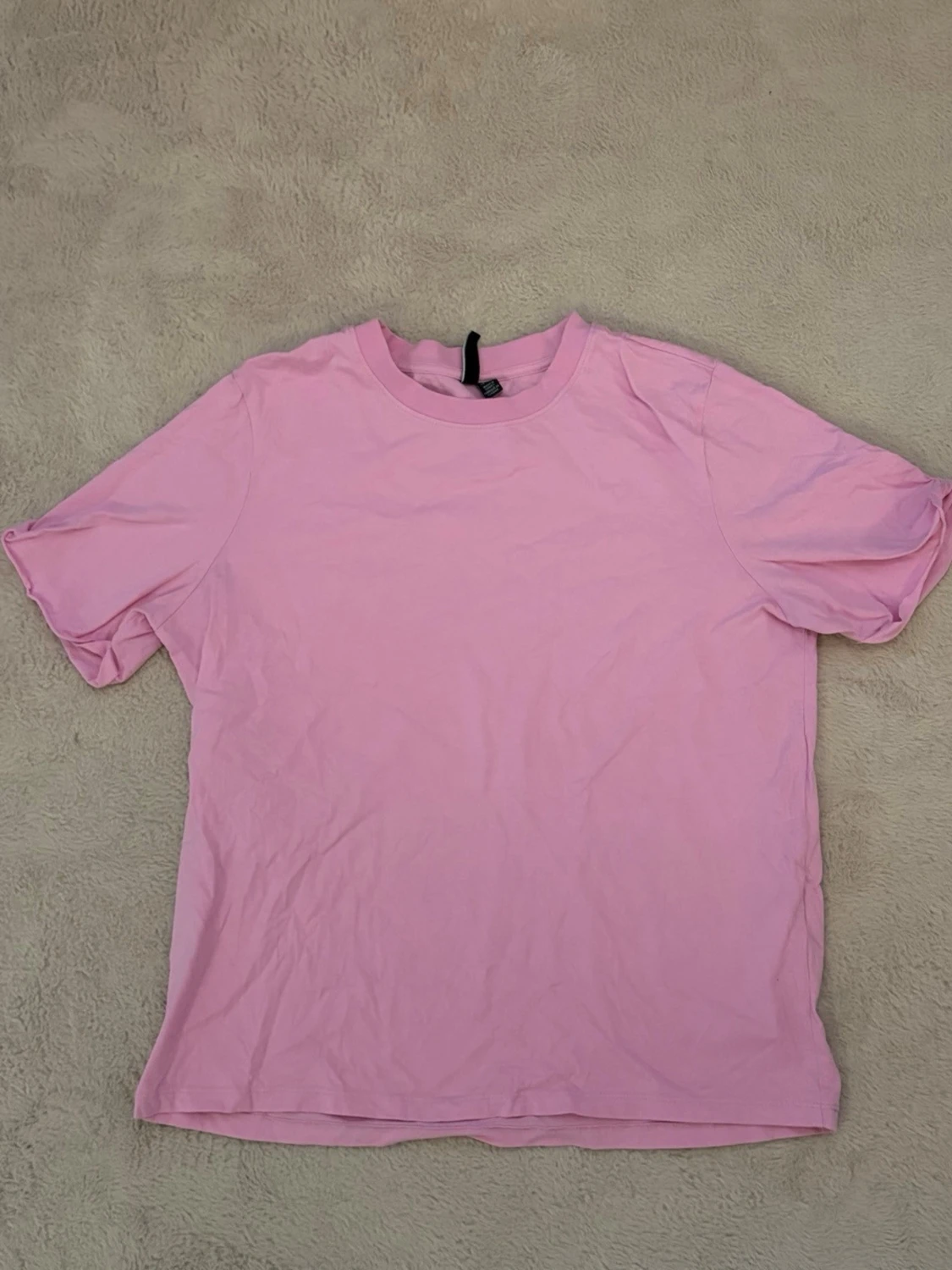 Ljusrosa basic t-shirt i bomull - 1