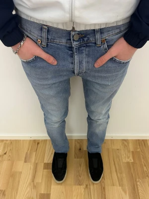 Dondup Ritchie Jeans - Dondip ritchie jeans (Skinny fit) sitter som slim fit - W33 - Skick 9/10 - Hör av er vid minsta fundering!
