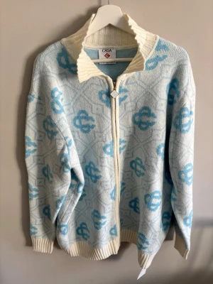 Casablanca zip - Säljer en casblanca zipper i strlk L