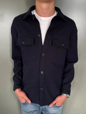 Massimo Dutti Overshirt - Storlek: M, finns även i S | Skick: 10/10 | Nypris: ca 1500kr