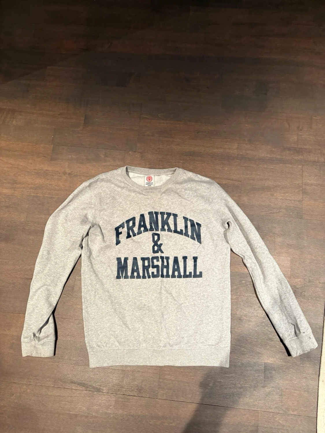 Grå sweatshirt från Franklin & Marshall