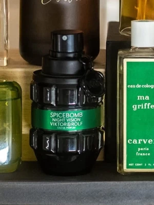 V&R Spicebomb Nightvision EDP, designer parfym - Fin och potent doft med goda kryddor. Viktor&Rolf Spicebomb Nightvision, 40/50ml: 500kr