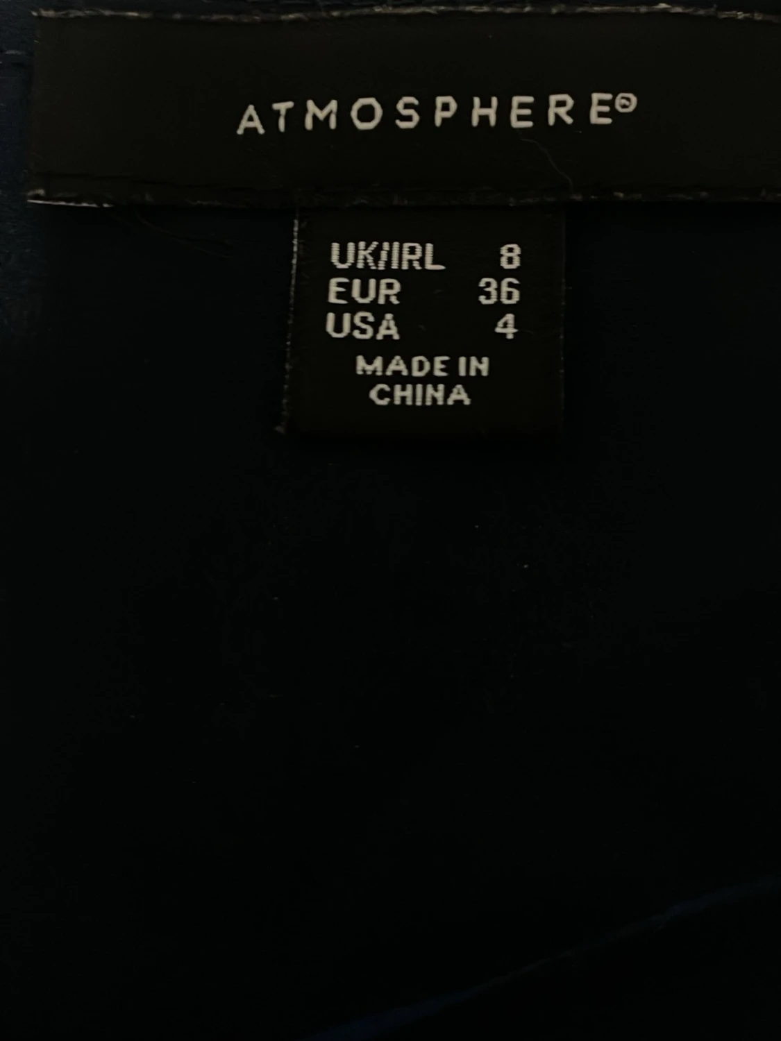 Mörkblå blus med knytband - 2