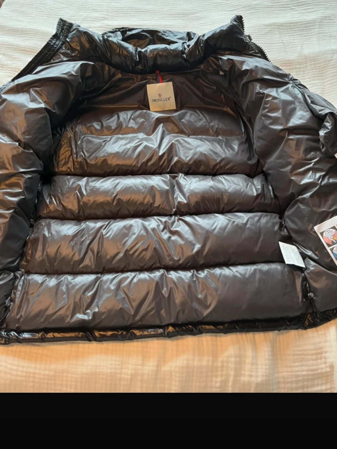 Svart dunjacka från Moncler - 1