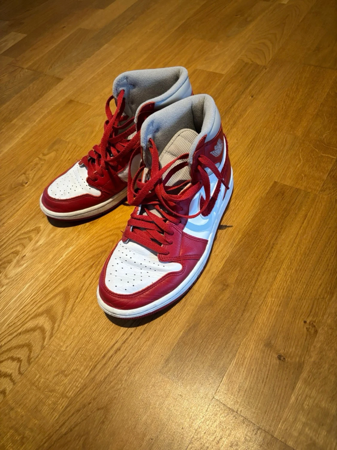 Air Jordan 1 Retro High röd/vit - 2