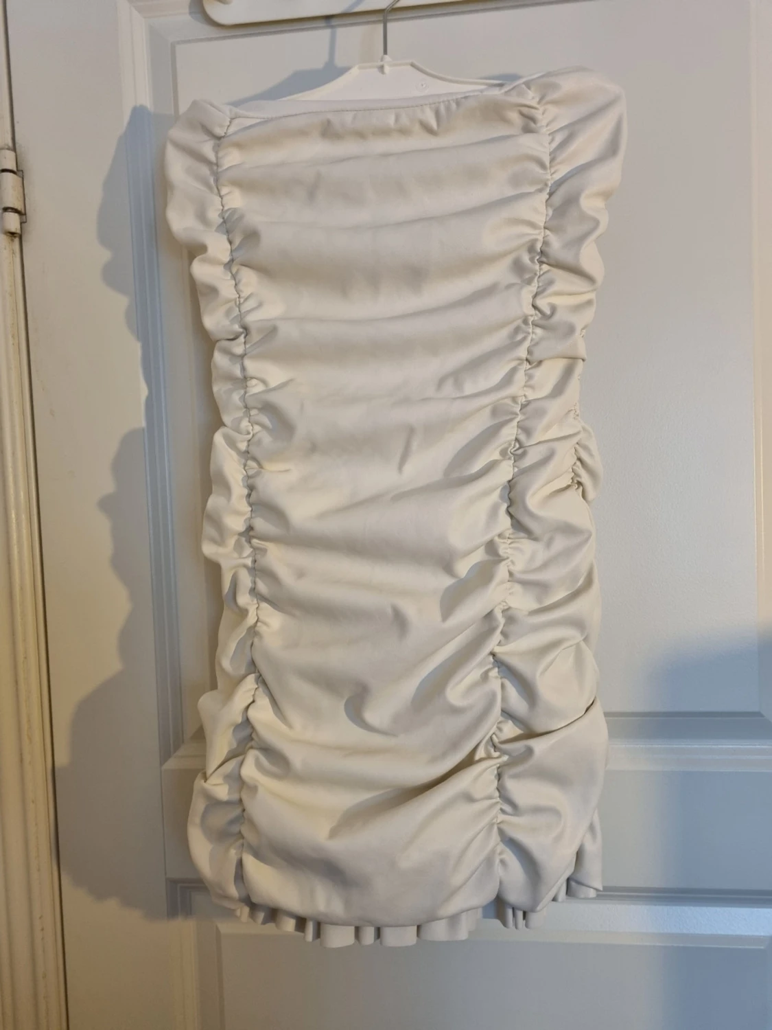 Hudnära miniklänning 