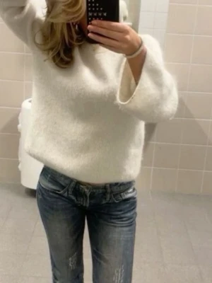 Stickad tröja - Stickad tröja från Lindex i storlek M💕 Bra skick💗