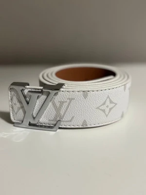 Lv bälte  - Helt ny 