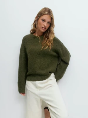 Olivgrön stickad tröja - Mysig olivgrön stickad tröja 