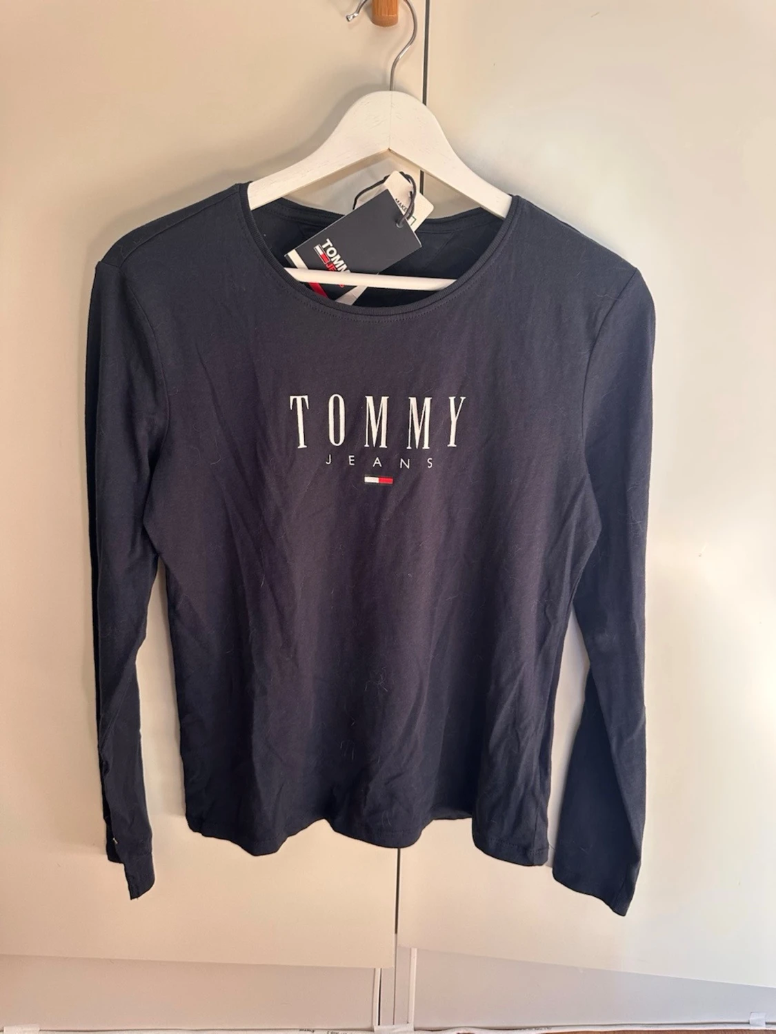 Mörkblå långärmad Tommy Jeans tröja