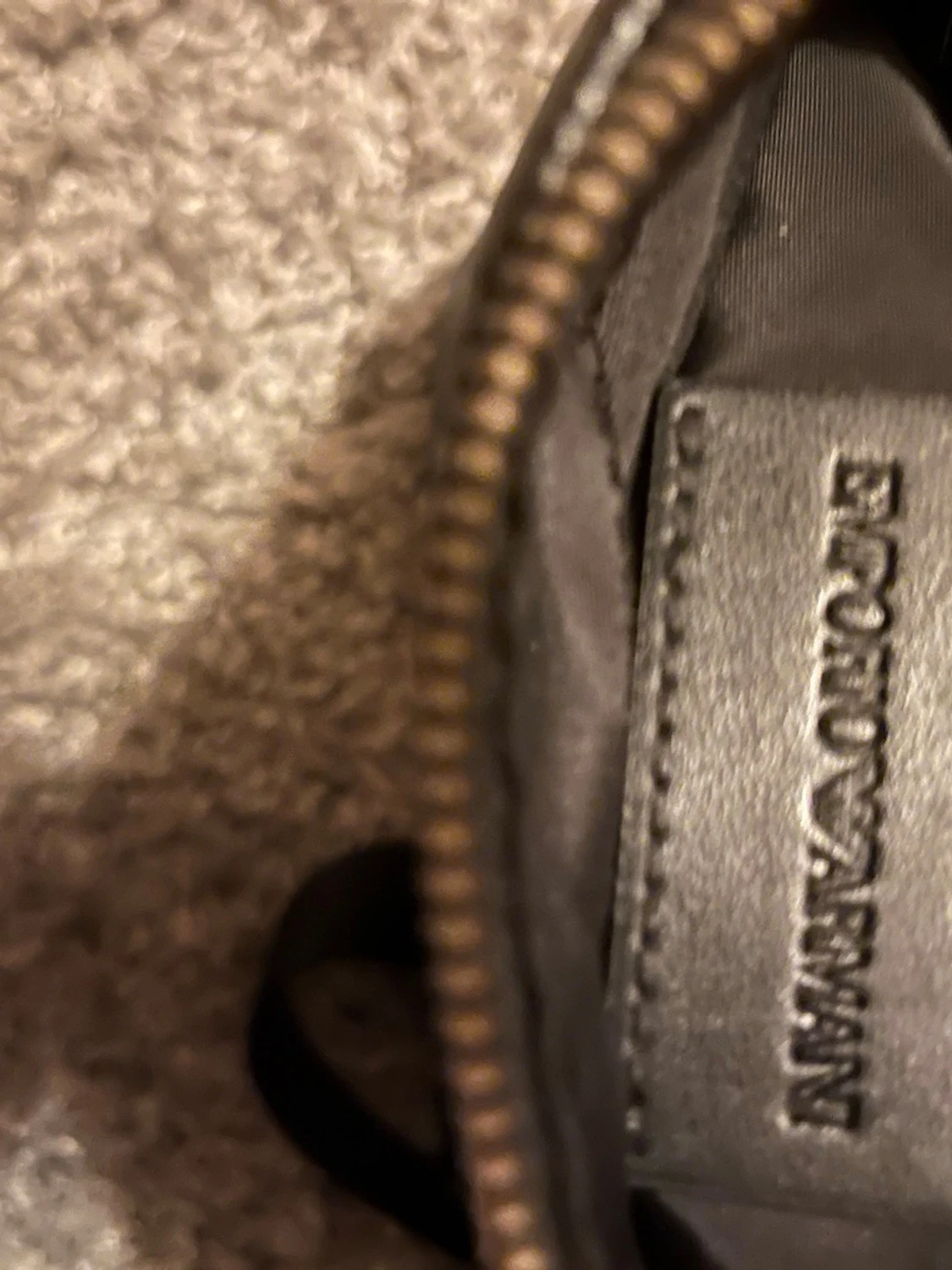 Svart axelväska från Emporio Armani - 2