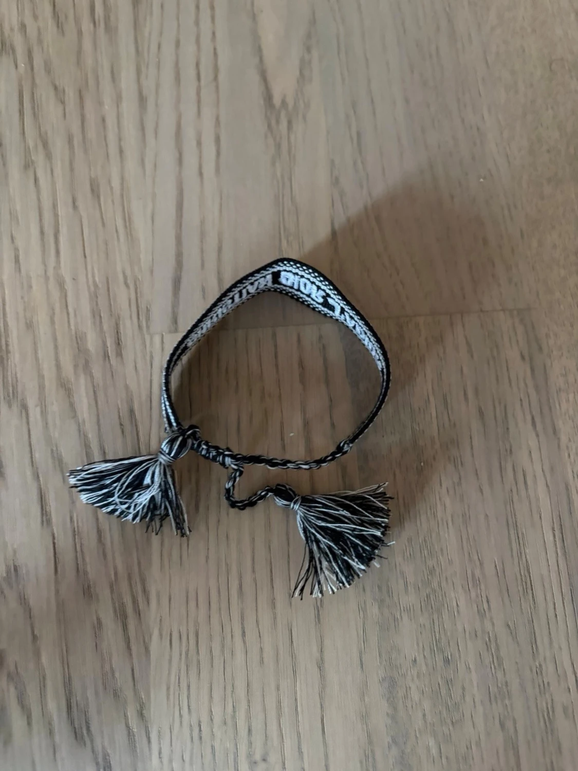 Blått och svart armband  - 3