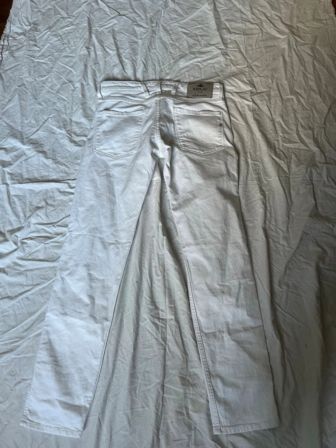 Vita raka jeans från Replay - 1