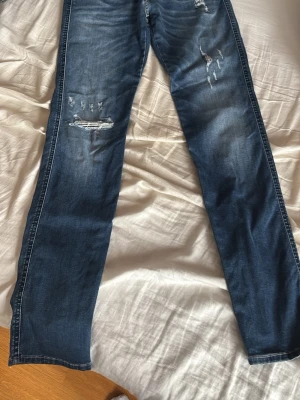 Replay Ambass jeans - Säljer de här jeansen. Dem är slim fit. Har använt dem typ 5 gånger.