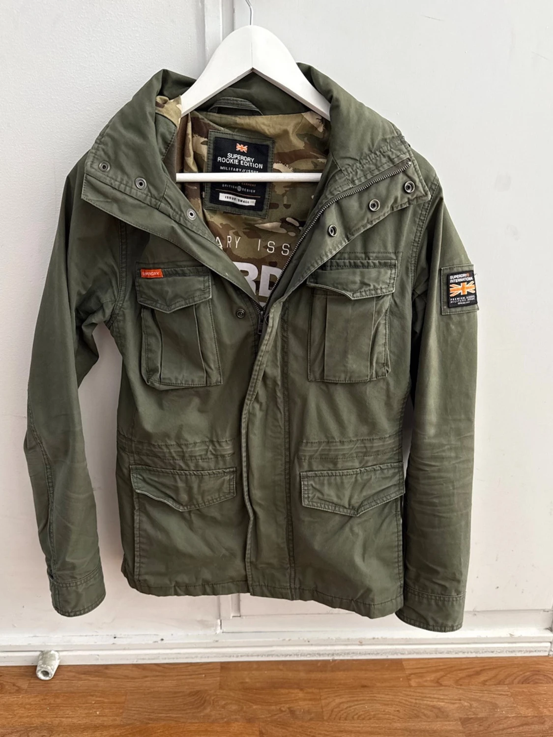 Grön vindjacka från Superdry