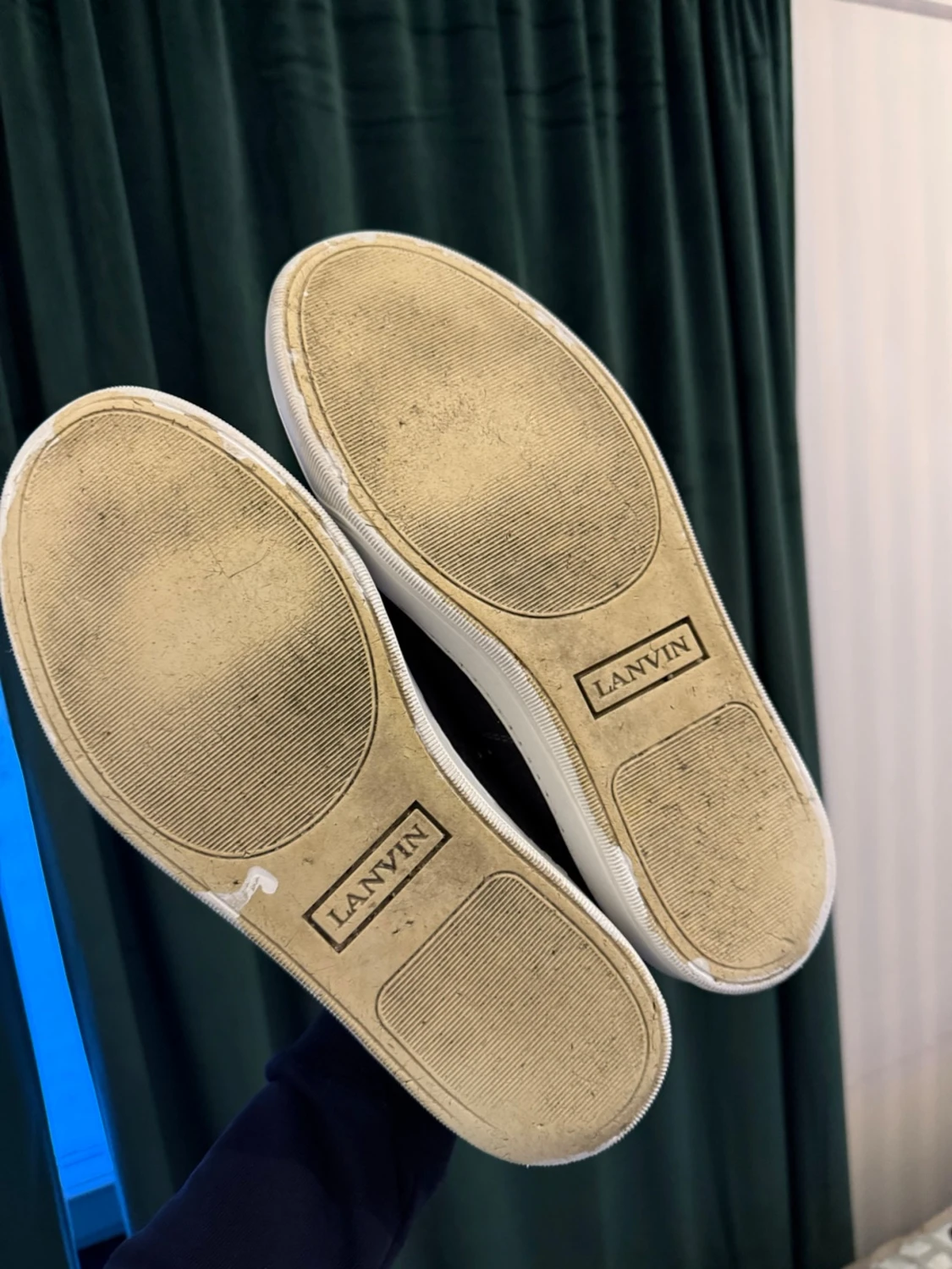 Lanvins - 3