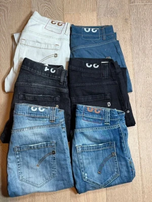 Dondup George Jeans Bulk  - Säljer Dondup bulk | 2x Dondup George jeans | 4x Dondup jeans | 630 st W30-W34 | 
