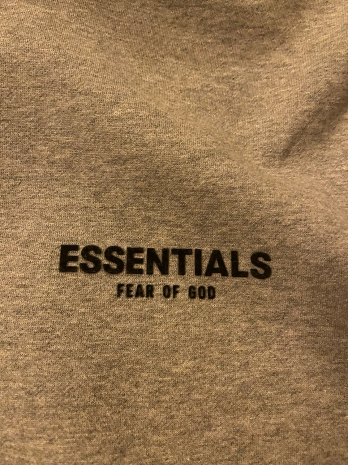 Grå hoodie från Essentials Fear of God - 2