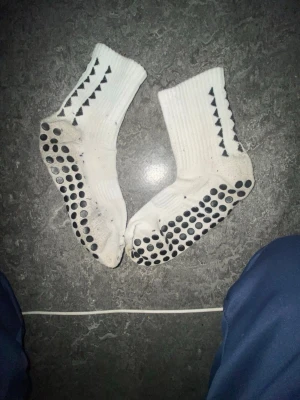 Grip stocks - Grepp strumpor bra för barn eller vuxna som spelar sport som fotboll eller basket eller kan den andlösas för konfort 