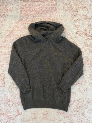 Stickad hoodie - Sjukt snygg stickad hoodie!