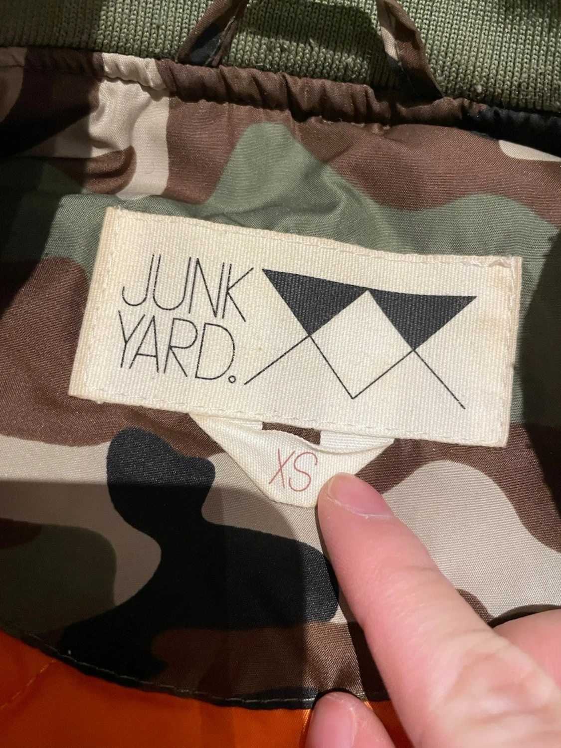 Camo bomberjacka från Junkyard XS - 1