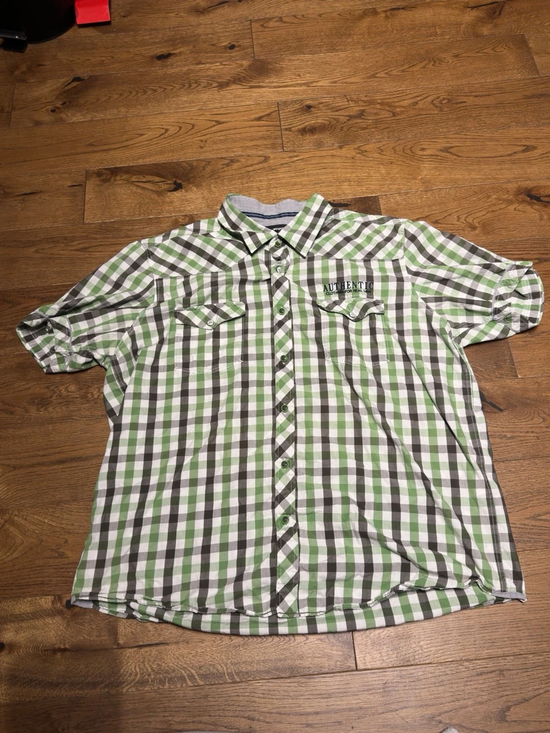 Grön och vit rutig skjorta Authentic