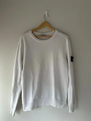 Stone Island tröja - Stone Island tröja i storlek M