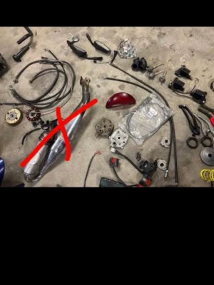 Stort paket mopeddelar blandat - Vänster styrenhet Yamaha Aerox 