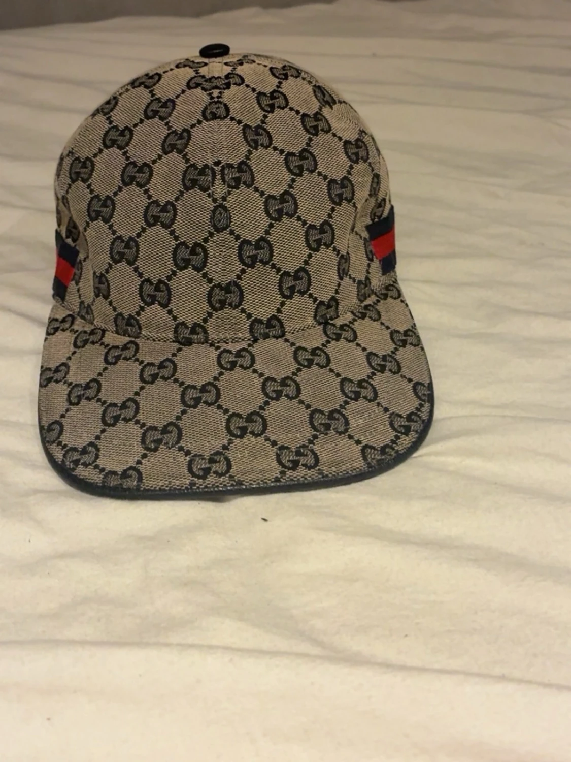 Gucci beige keps med GG-mönster - 2