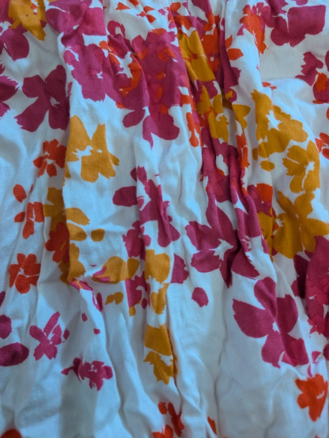 Blommig offshoulder blus i starka färger stl L - 1