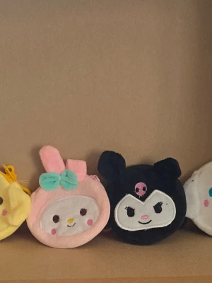 Söta plånböcker med Sanrio-karaktärer - 4 stycken! 