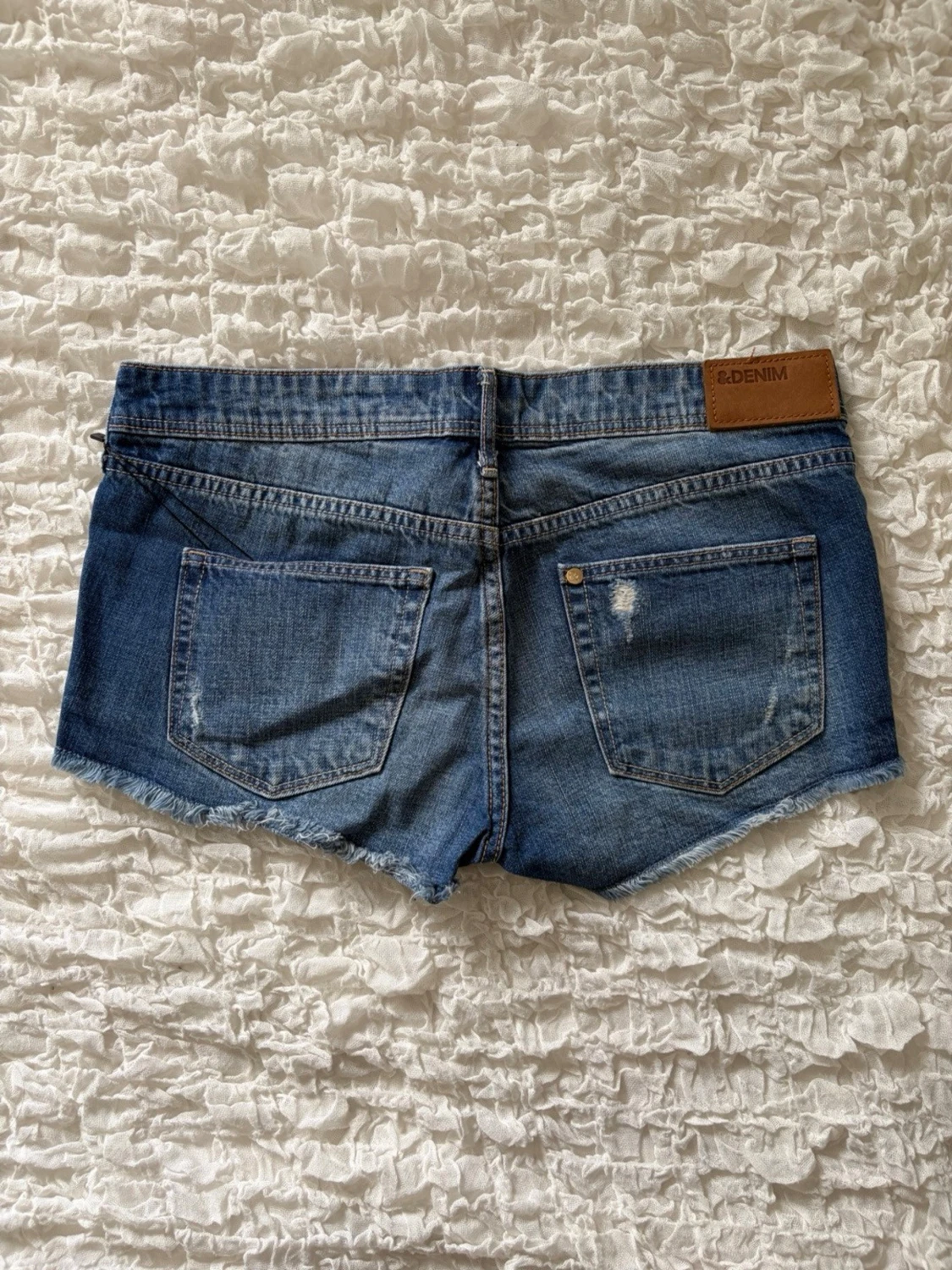 Blå jeansshorts med leoparddetaljer - 1