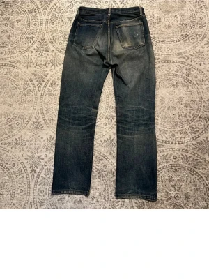 SELVEDGE APC JEANS - Selvedge W28-30L jeans as feta fades men tyvvär passar de ej mig.
