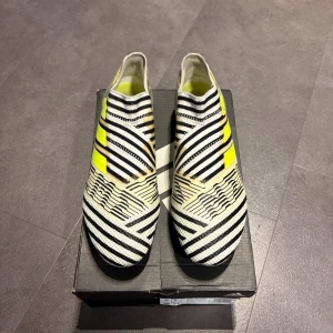 Adidas Nemeziz 17+  - Storlek 41 1/3, mycket bra skick