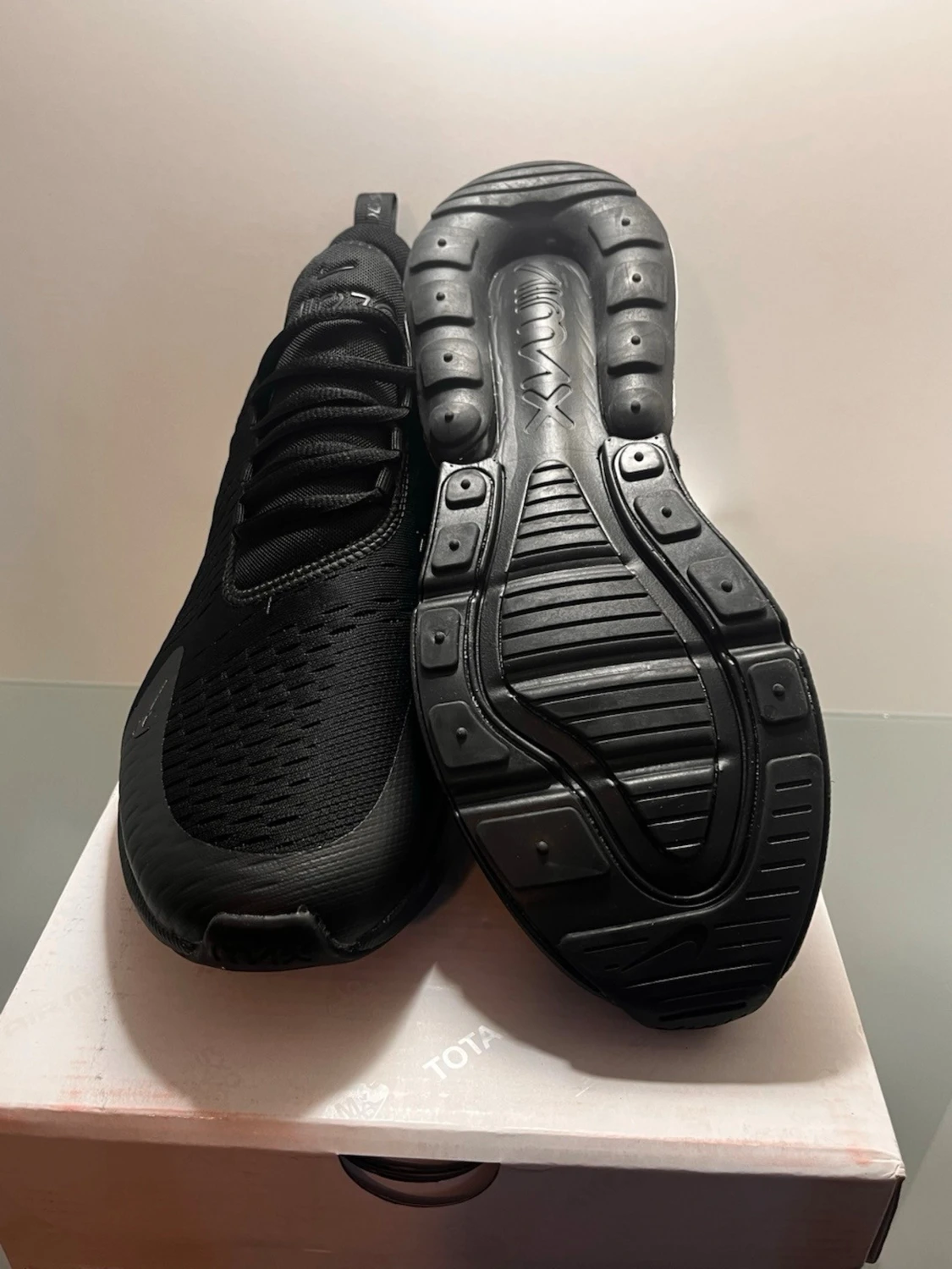 Nike Air Max 270 svart sneaker - 1