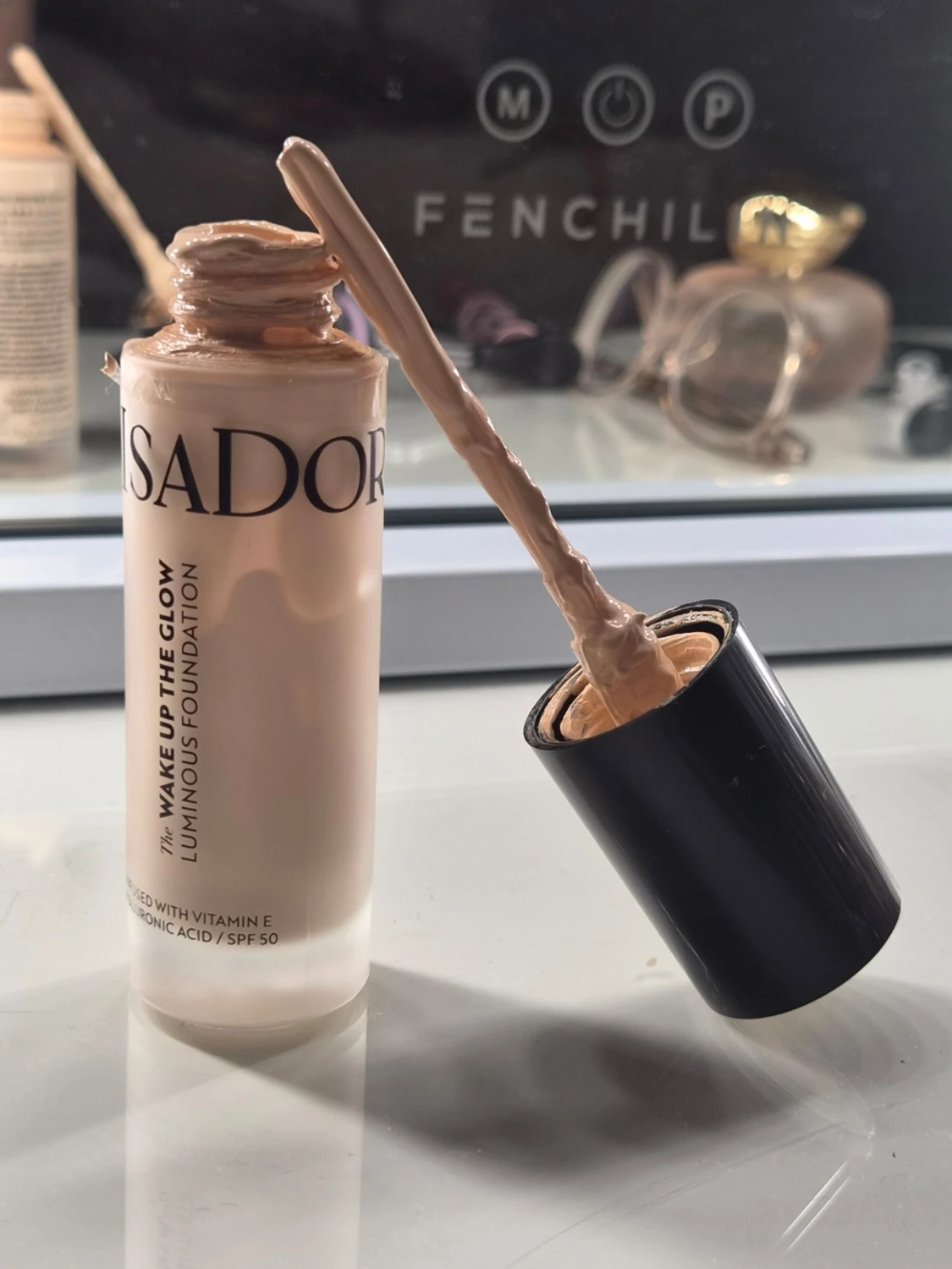 IsaDora Wake Up The Glow Foundation - 1