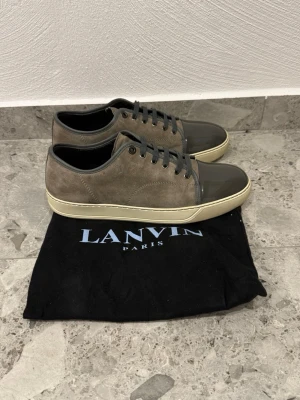 Lanvin Cap Toe - Lanvin Cap Toe || Storlek 44 || Skorna är i mycket bra skick (se bilder) || Tveka inte på att höra av dig vid frågor eller funderingar 